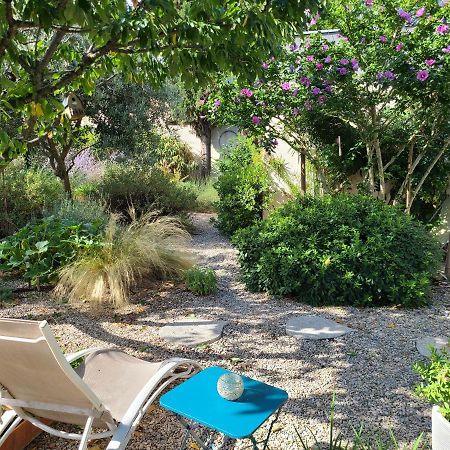Chez Nous Dans Notre Petit Jardin Lägenhet Montpellier Exteriör bild